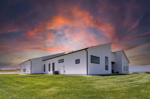 770 Coyote Creek Dr, Corvallis, MT, 59828-8508 | Card Image