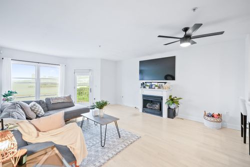 319 The Promenade, Edgewater, NJ, 07020-2109 | Card Image