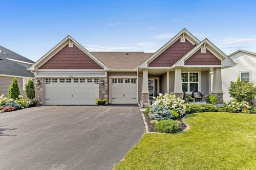 5156 Black Oaks Ct N, Plymouth, MN, 55446-2603 | Card Image