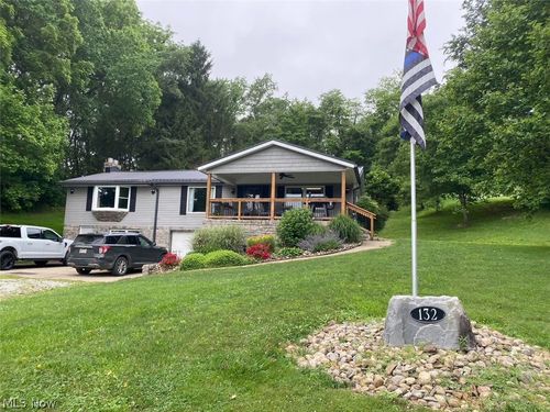 132 Valley Dr, Richmond, OH, 43944-7987 | Card Image