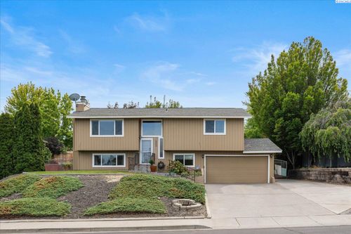 323 Tieton St, Richland, WA, 99352-9491 | Card Image