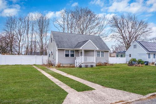 11 Dianne Ave, Centereach, NY, 11720-3601 | Card Image
