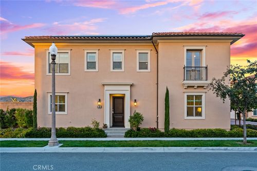 100 Trumpet Flower, Irvine, CA, 92618-3521 | Card Image