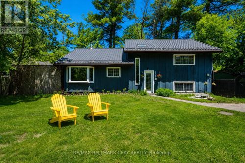 1805 St John'S Rd, Innisfil, ON, L9S1T4 | Card Image