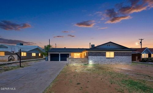 5317 Cornell Ave, El Paso, TX, 79924-4715 | Card Image
