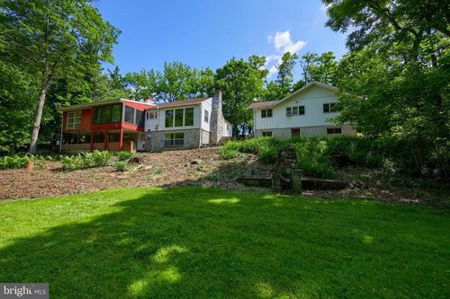 3894 Old Harrisburg Pike, MOUNT JOY, PA, 17552-9314 | Card Image