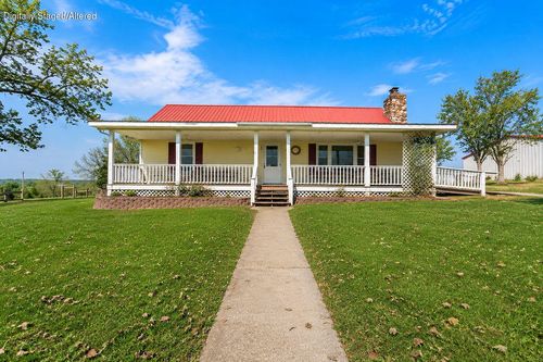 300 Oak Brook Ests Ln, Walnut Shade, MO, 65771-7517 | Card Image