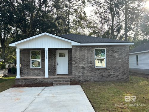 2119 S Magnolia St, Loxley, AL, 36551-4493 | Card Image