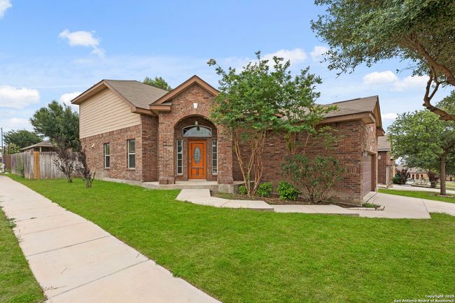 8903 Derby Dan, House other with 3 bedrooms, 3 bathrooms and null parking in Converse TX | Image 4