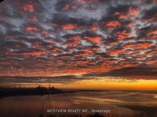 504 - 59 Annie Craig Dr, Condo with 2 bedrooms, 2 bathrooms and 1 parking in Etobicoke ON | Image 25