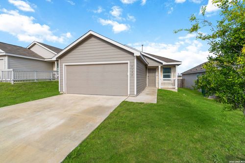 5155 Fowler Crst, Converse, TX, 78109-3892 | Card Image