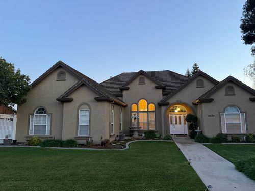 10528 Rio Sombra Drive, Oakdale, CA, 95361 | Card Image