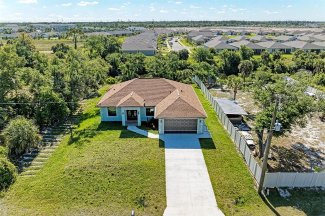 756 Bowman Ter, House other with 3 bedrooms, 2 bathrooms and null parking in PORT CHARLOTTE FL | Image 50