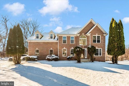 10013 Village Green Dr, WOODSTOCK, MD, 21163-1148 | Card Image