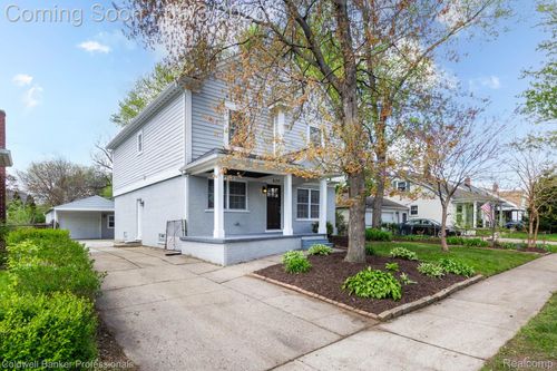 829 N Dorchester Ave, Royal Oak, MI, 48067-2116 | Card Image