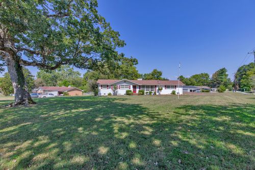 448 Walton Ferry Rd, Hendersonville, TN, 37075-4127 | Card Image