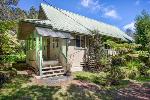 11-3888 Liona St, VOLCANO, HI, 96785 | Card Image