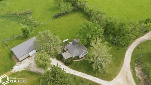 32195 234th St, Eldora, IA, 50627-8004 | Card Image