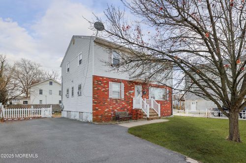 b-upper-unit-22 Commodore Ave, Keansburg, NJ, 07734-1405 | Card Image