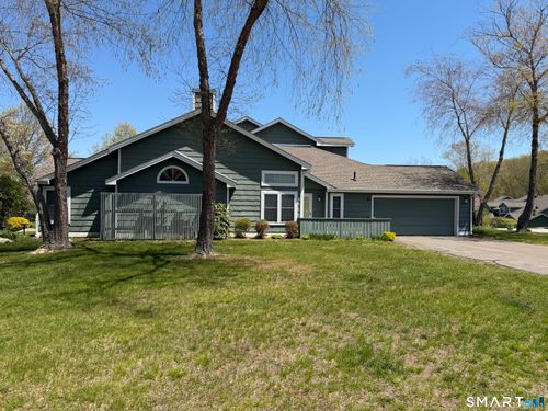 73-73 Spyglass Cir, Groton, CT, 06340-6218 | Card Image