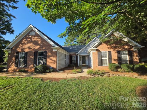 112 Spring Grove Dr, Mooresville, NC, 28117-4401 | Card Image