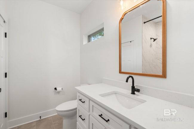 Bathroom | Image 23