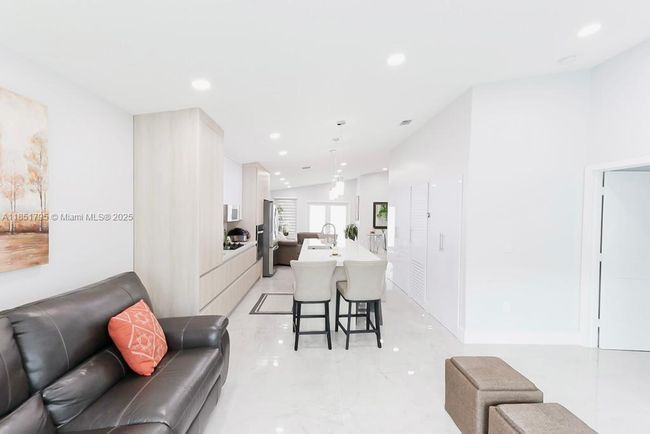 3813 Sw 149 Th Pl, House other with 4 bedrooms, 3 bathrooms and null parking in Miami FL | Image 10