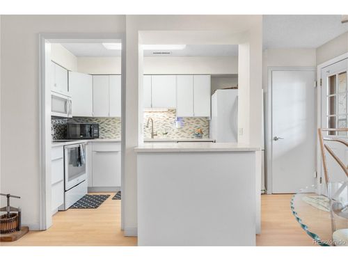 apt-o7-7110 S Gaylord St, Centennial, CO, 80122-1649 | Card Image