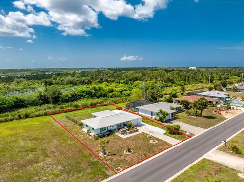23 Annapolis Ln, Rotonda West, FL, 33947-2202 | Card Image