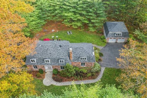 258 Virginia Farme Ln, Carlisle, MA, 01741-1302 | Card Image