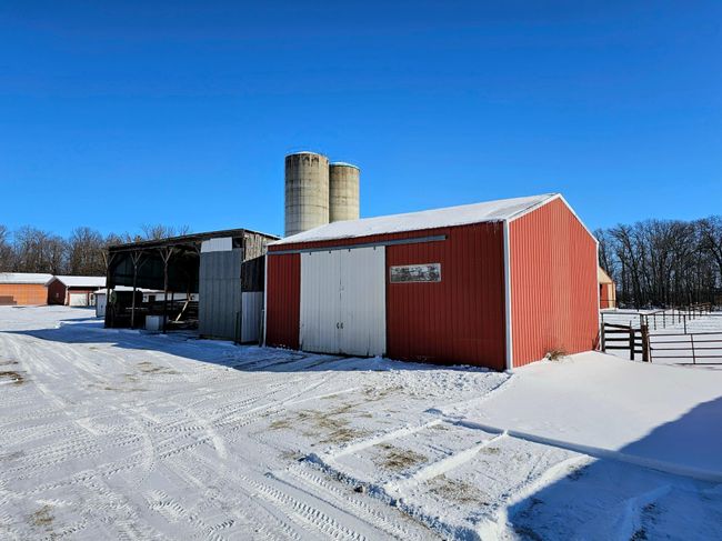 Cattle & Hay Sheds | Image 64