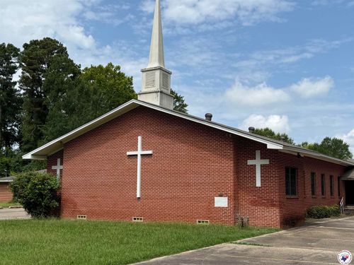 121 Roosevelt Rd, Hooks, TX, 75561-5207 | Card Image