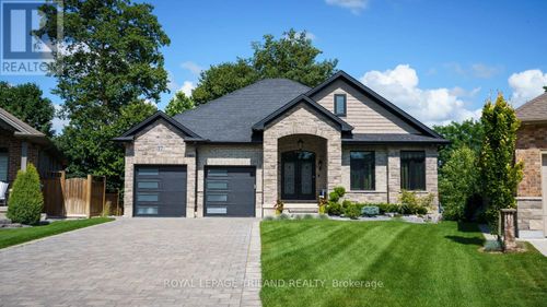 37 Ashby Cres, Strathroy, ON, N7G0A7 | Card Image