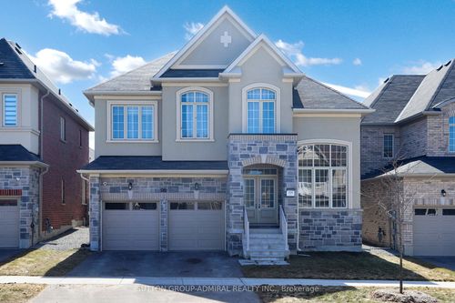 99 Kingknoll Dr, Brampton, ON, L6Y3E7 | Card Image