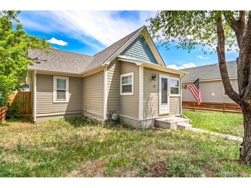26 Main St, Windsor, CO, 80550-5012 | Card Image