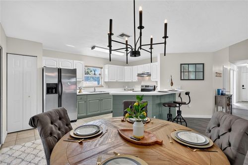 2906 1st Rd, Vero Beach, FL, 32968-2520 | Card Image