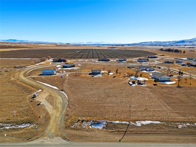 Perfect property for those seeking privacy and space. | Image 65