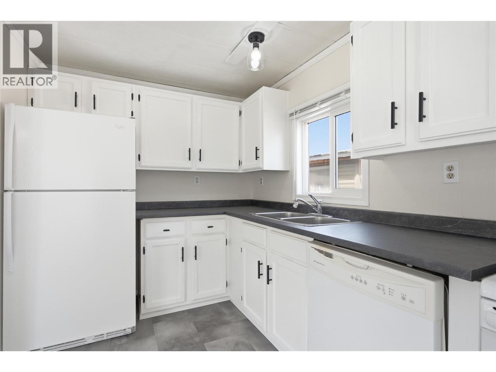 Residential in Ashcroft 3
