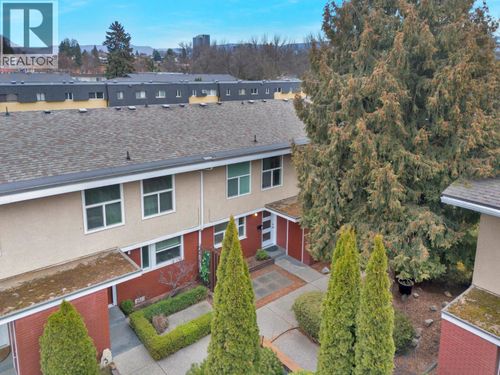4-1255 Bernard Ave, Kelowna, BC, V1Y6R3 | Card Image