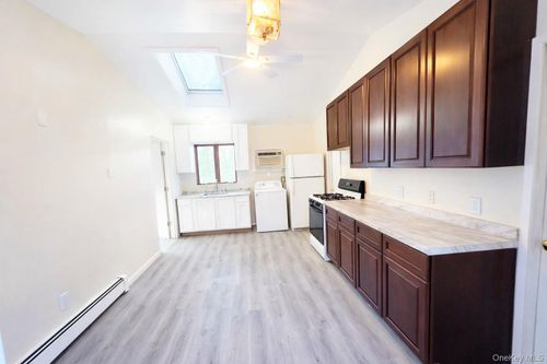 8 Rocky Road, Monroe, NY, 10950 | Card Image