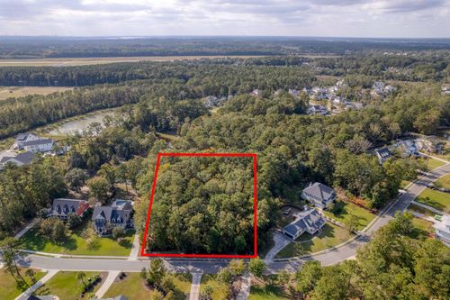 3683 Coastal Crab Road, Mount Pleasant, SC, 29466 | Card Image