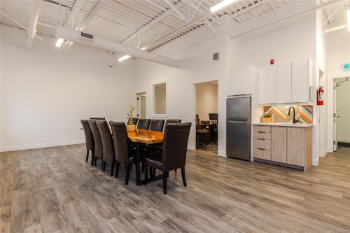 cls-1885 Boxwood Rd, Nanaimo, BC, V9S5X9 | Card Image