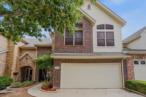 160 Greathouse Vlg, Decatur, TX, 76234-1081 | Card Image