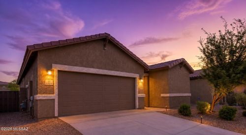 6484 E Via Jardin Verde, Tucson, AZ, 85756-8351 | Card Image