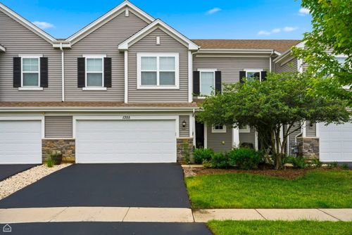 1355 Lighthouse Ln, Pingree Grove, IL, 60140-2075 | Card Image