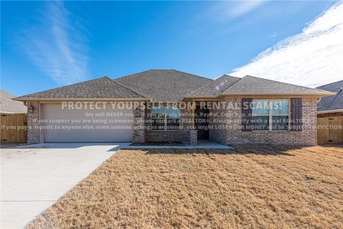 916 Rachel St, Gentry, AR, 72734-4016 | Card Image