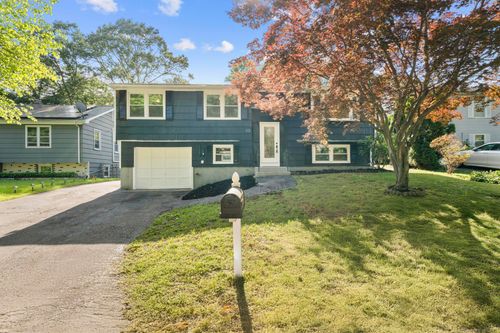32 Cullen Ave, West Haven, CT, 06516-1234 | Card Image