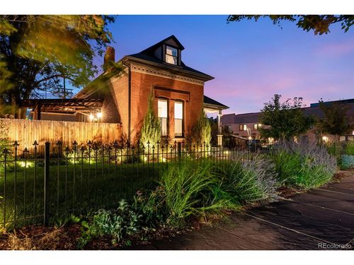 2963 Stout St, Denver, CO, 80205-3034 | Card Image