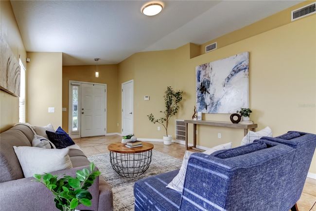 Living Room | Image 9