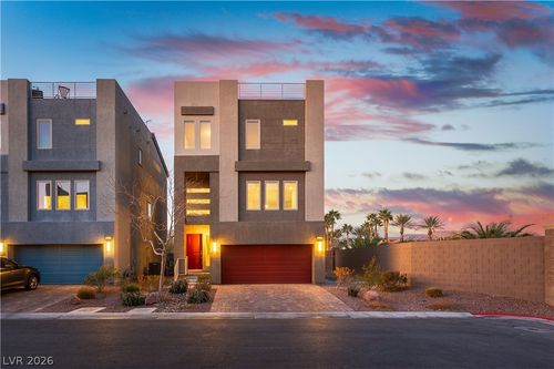 8012 Carpenter Creek Ave, Las Vegas, NV, 89113-3685 | Card Image